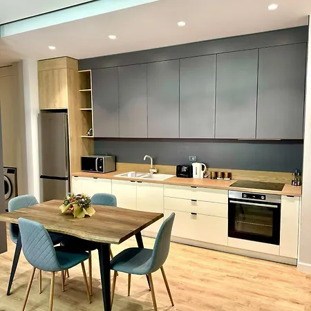 Apartment Denis Luxury Delijorgji Tirana