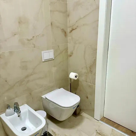 Apartment Denis Luxury Delijorgji *
