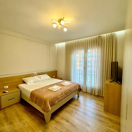 Denis Luxury Delijorgji *